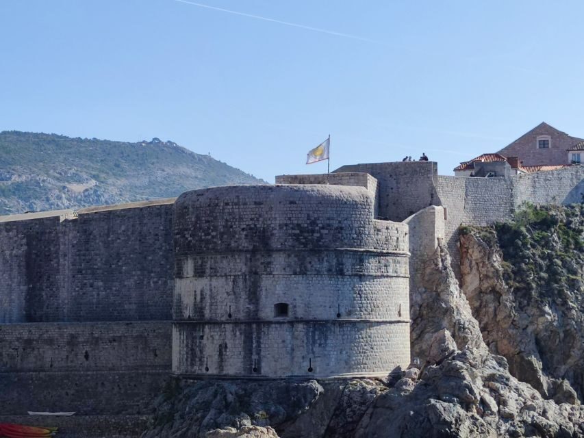 Dubrovnik: 2h Old Town Private Guided Tour - Onofrio’s Fountain: a landmark that feels practical, not just pretty