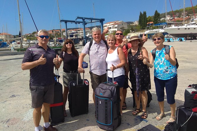 Dubrovnik Airport to Split Private transfer 1-8 pax (Door to Door any location) - Price and value: paying per vehicle (up to 3) makes a difference
