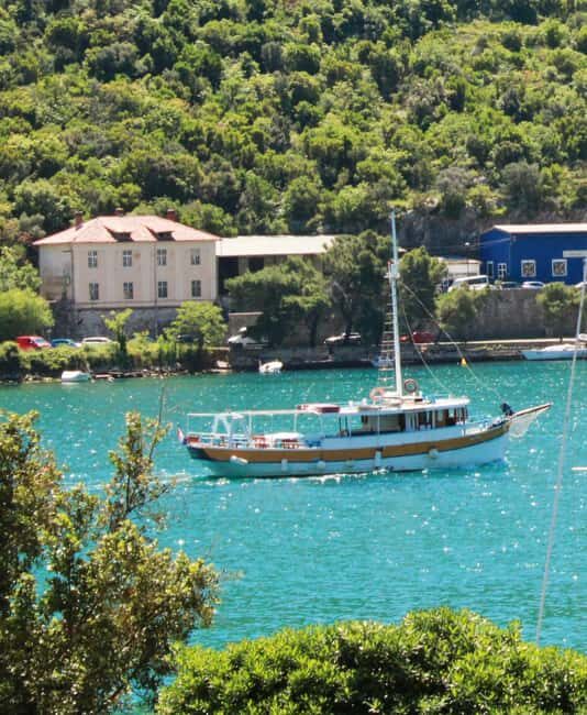 Dubrovnik: Blue Cave & Elaphiti Islands Full-Day Boat Tour - Šipan and Suđurađ: Olive Groves, Fishing-Village Atmosphere, and Quiet Water