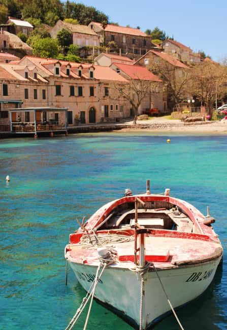 Dubrovnik: Blue Cave & Elaphiti Islands Full-Day Boat Tour - Boat Comfort, Drinks, Music, and the Value of Not Packing Lunch