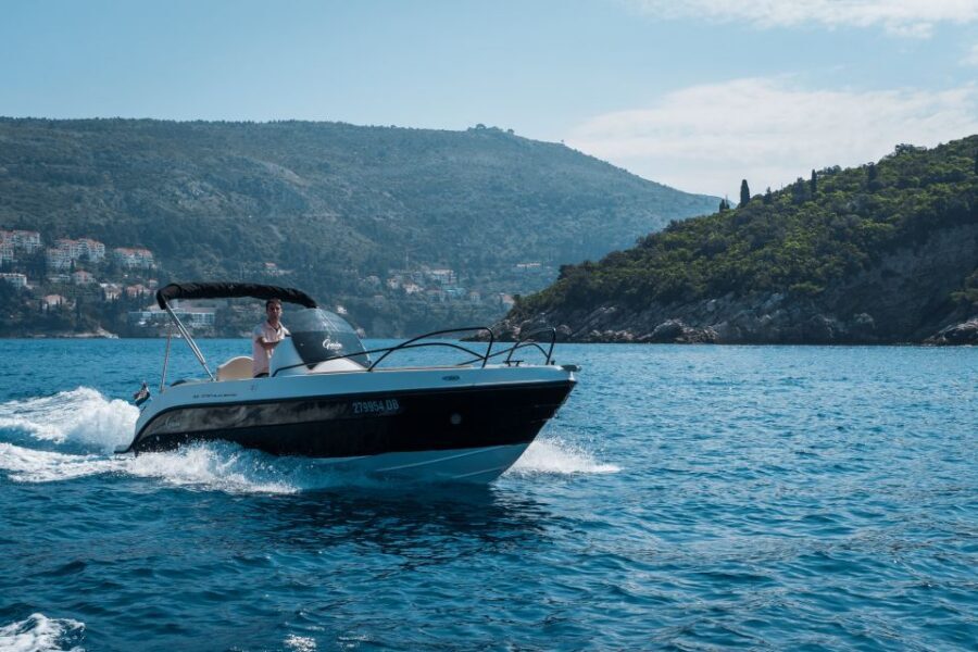 Dubrovnik: Blue Cave small group tour - Guide style: history on the move, flexibility when weather shifts
