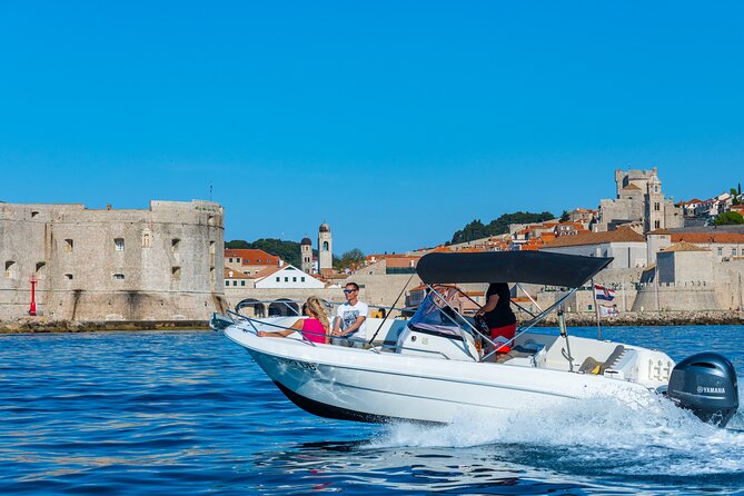 Dubrovnik boat mixed fun tour - Morning fishing: gear, licenses, and decisions made by the sea