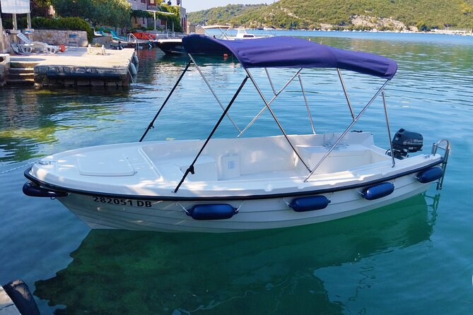 Dubrovnik Boat Rental without License - Why a Dubrovnik self-drive boat day feels different than staying on land