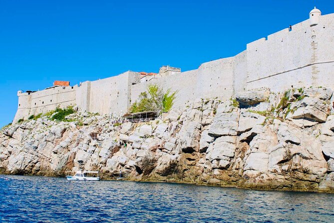 Dubrovnik Boat Tour: Lokrum Island, Betina Cave & St.Jacobs Beach - St. Jakov Beach: 40 minutes to enjoy a quieter shoreline