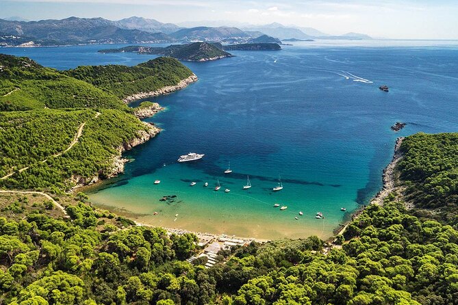 Dubrovnik Cave tour by Speedboat - Betina Cave near Dubrovnik: a pebble beach you reach by sea