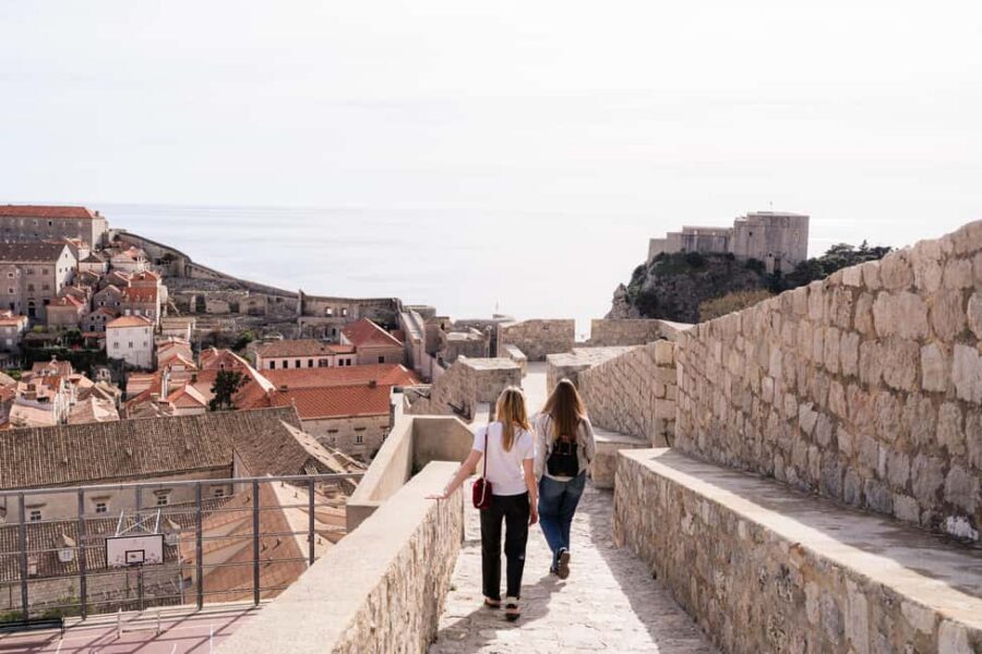 Dubrovnik: City Walls Guided Tour-Small Group Experience - Medieval Architecture on the Walls: Not Just Stone, Daily Life