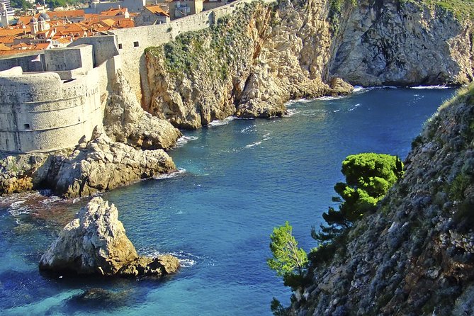 Dubrovnik City Walls Walking Tour (entrance ticket included) - Heat, crowds, and how your guide handles the day