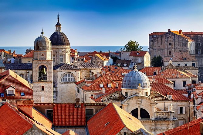 Dubrovnik Discovery Day Trip from Split or Trogir - The Dubrovnik Old Town walk: Pile Gate to Stradun, then the big monuments