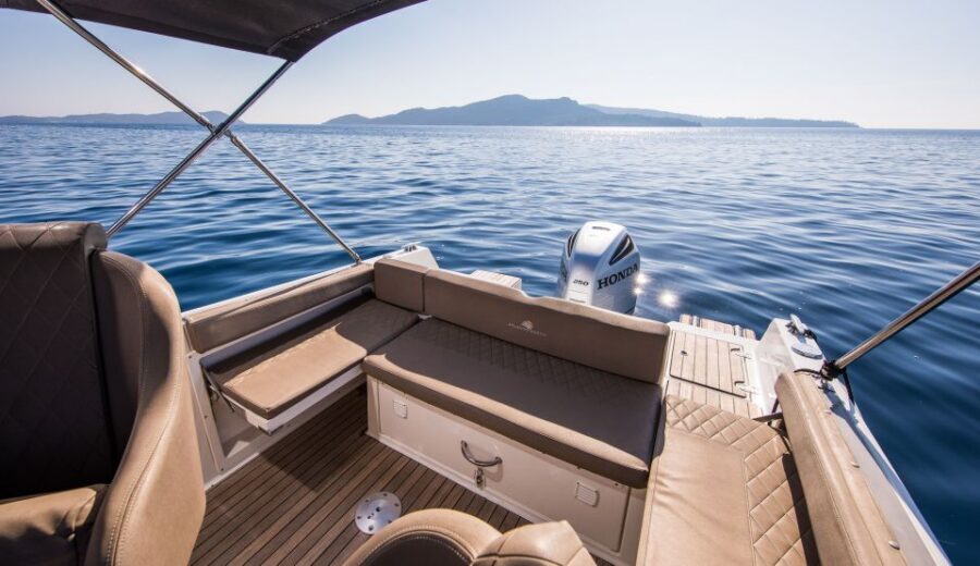 Dubrovnik: Elaphite Islands Private Speedboat Full-Day Tour - 10 am in Dubrovnik: how the day starts on the water