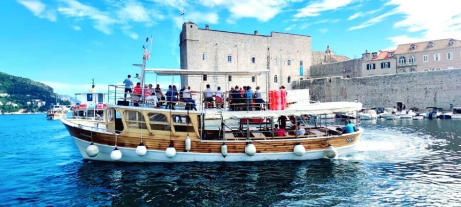 Dubrovnik: Elaphiti Islands Boat Cruise with Lunch & Drinks - On-board lunch: simple, fresh, and actually satisfying