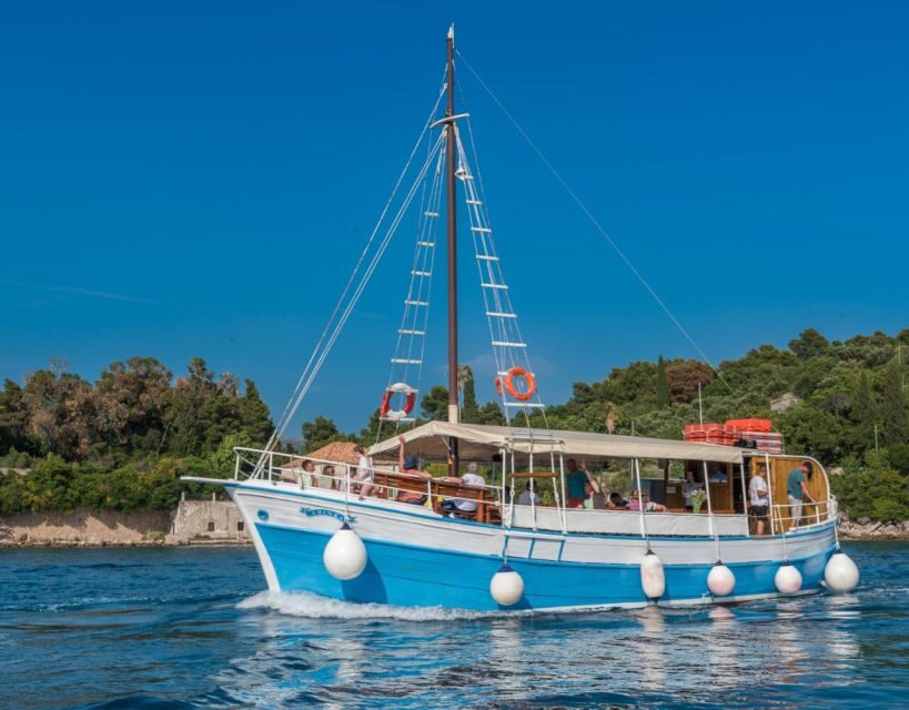 Dubrovnik: Elaphiti Islands Day Trip with Lunch - Meeting Morning: Finding the Right Boat (Emili)