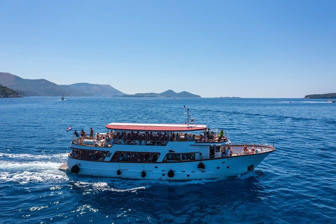 Dubrovnik: Elaphiti Islands Full-Day Cruise with Lunch - Stop 3: Šipan and the Dalmatian Lunch Moment in Suđurađ