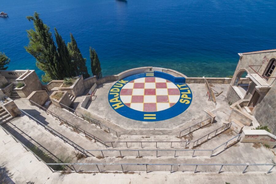 Dubrovnik: Game of Thrones Locations Driving Tour - The van ride: comfortable, efficient, and built for short questions