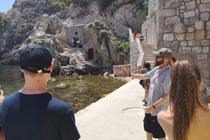 Dubrovnik: Game of Thrones & Lokrum island Tour - Meeting at Brsalje: finding your Dubrovnik Walks guide fast