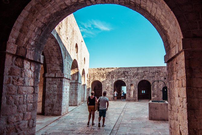 Dubrovnik: Game of Thrones Walking Tour - Stradun and Old Town corners: how the show maps onto real streets