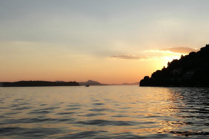 Dubrovnik: Golden Hour Sunset Cruise with Drinks - Where you meet: Marina Frapa, pickup, and getting set up fast