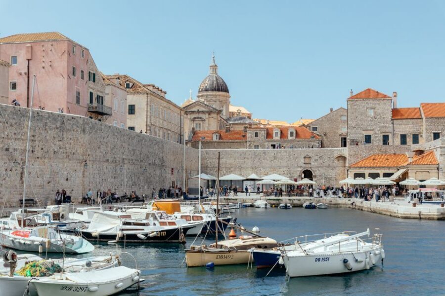 Dubrovnik: Hidden Gems and Highlights Private Walking Tour - Stradun: where your mental map starts