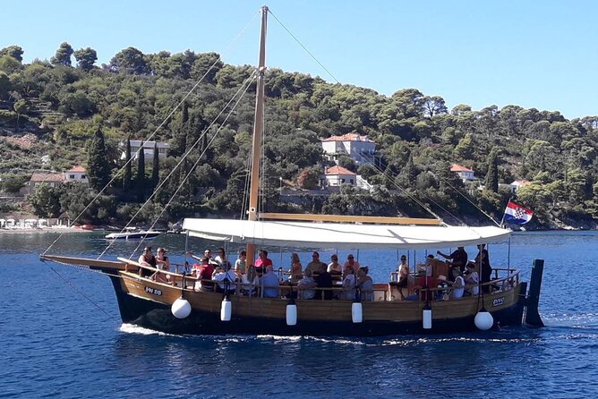 Dubrovnik Islands Private Rented Boat Cruise - The DIVO Boat Setup: Built for a Comfortable 8-Hour Rental