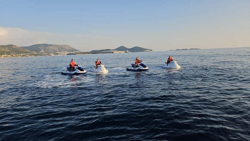 Dubrovnik: Jet Ski Rental with Snorkelling Equipment - Why a Dubrovnik jet ski rental feels more personal than a cruise
