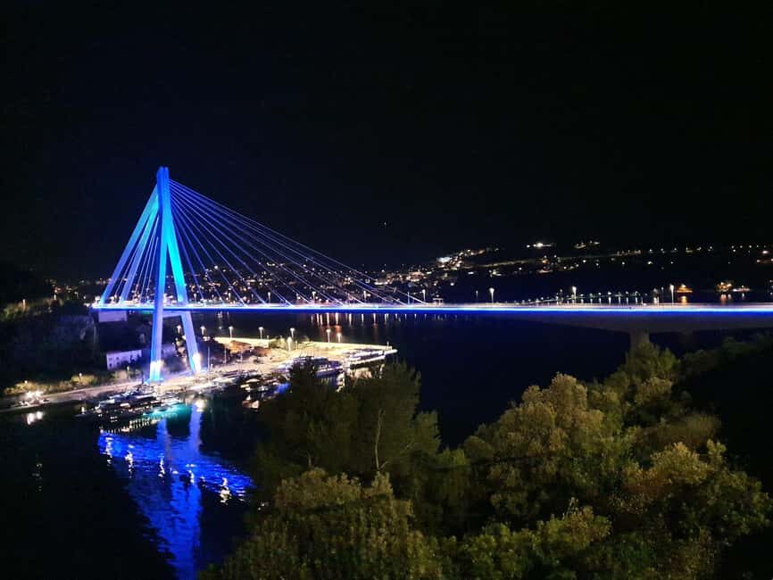 Dubrovnik Night Drive: Lights of the Adriatic - Srdj Mountain Bosanka Village viewpoint: lights between sea and rock