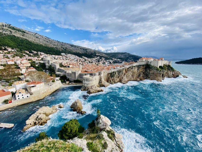 Dubrovnik: Old Town & City Walls Private Walking Tour - The Human Factor: What a Private Licensed Guide Does for You