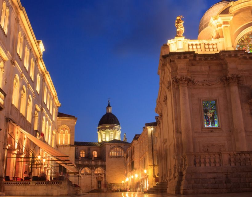 Dubrovnik: Old Town Highlights Guided Evening Walking Tour - Stradun after Sunset: where the city becomes local