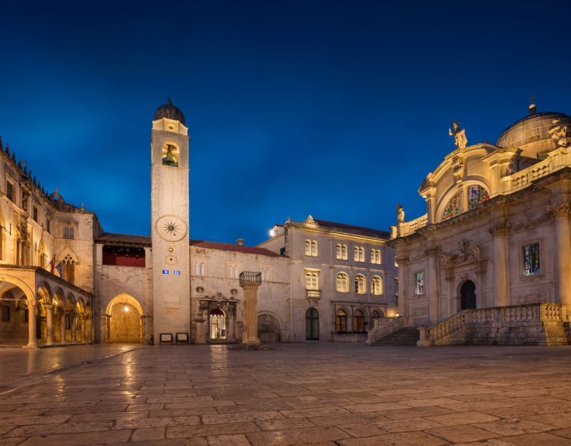 Dubrovnik: Old Town Highlights Guided Evening Walking Tour - Onofrio’s Fountain: the 16 carved masquerades stop
