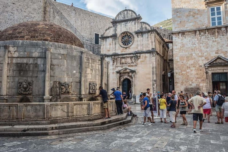 Dubrovnik: Old Town, Lokrum Island Tour with Tickets & Lunch - The Iron Throne Photo Stop: Where the Series Moment Gets a Real-World Backdrop