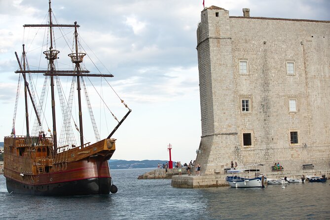 Dubrovnik Old Town Walking Tour and Cruise with Karaka - What to expect at each stage of the 2-hour plan