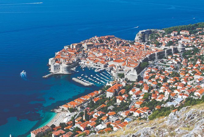 Dubrovnik Panorama Sightseeing with Tour Guide in Minivan - Meeting at Pile Gate and Port Gruž: find the Amerling Fountain or Platform 8