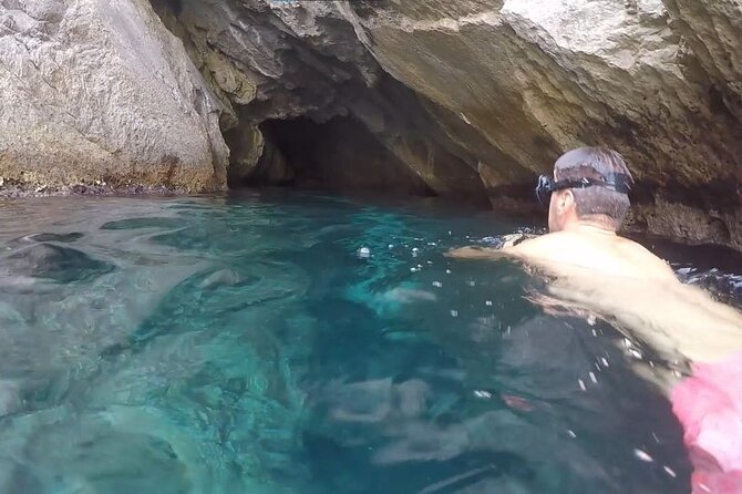 Dubrovnik: Private Boat Island tour with pickup - Blue Cave Dubrovnik: your first swim with the gear already taken care of