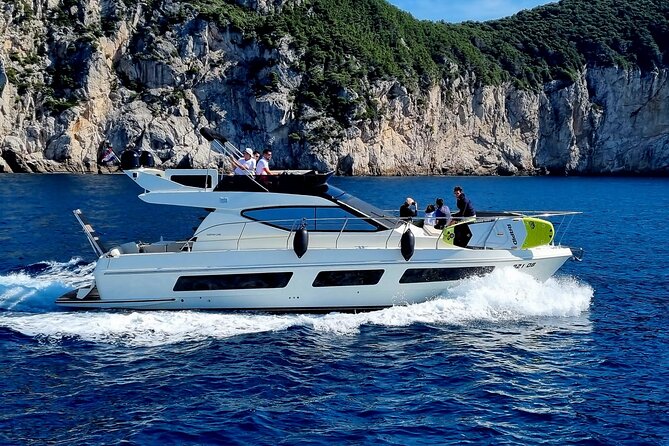 Dubrovnik: Private Boat Tours to Elaphite Islands - Choosing the right boat for the way you want to spend your hours