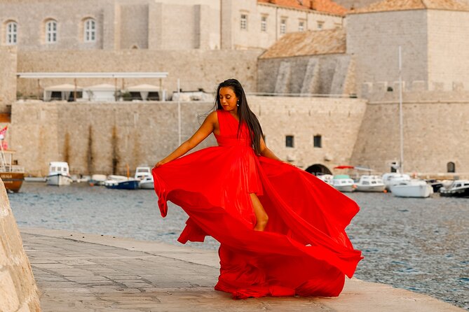 Dubrovnik: Private Flying Dress Photoshoot Experience - Getting started at Pile Gate (and why that matters)