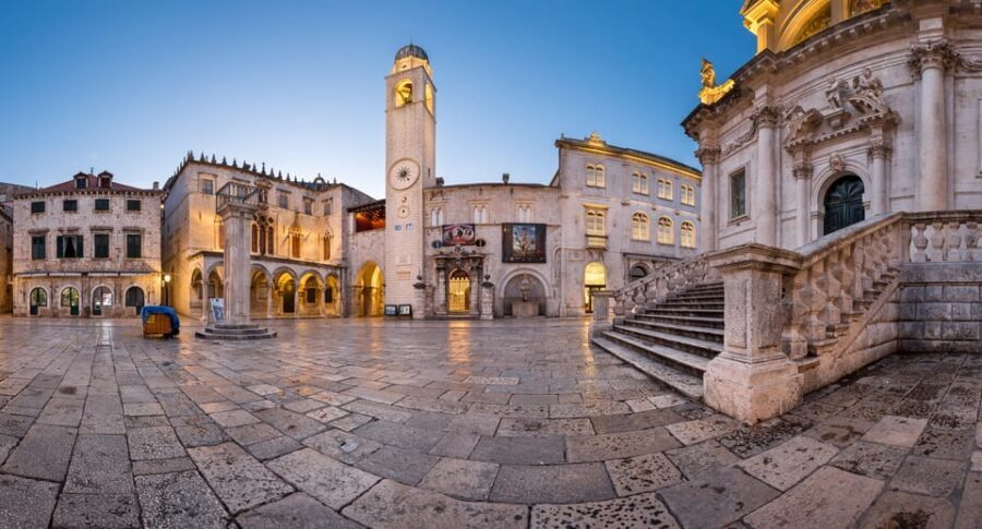 Dubrovnik: Private History Walk Through the Old Town - House of Marin Držić: culture inside the civic story