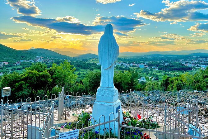 Dubrovnik: Private Tour to Međugorje & Kravice Waterfalls - Key things that make this day trip work
