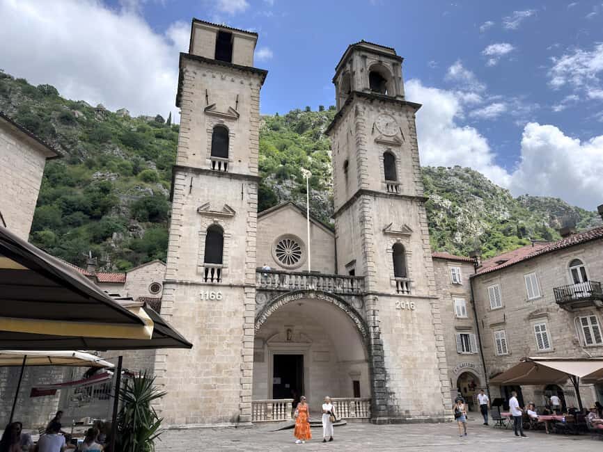 Dubrovnik: Private Tour to Montenegro, Kotor, and Perast - Who should book this Dubrovnik to Kotor and Perast private day trip