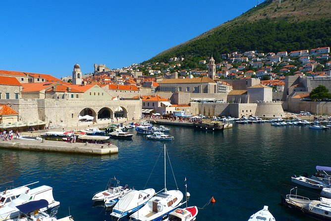 Dubrovnik Private walking tour of the Old Town w/ cruise transfer - Stradun: The Main Street That Helps You Read the City