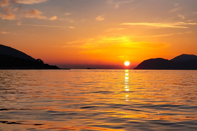 Dubrovnik Romantic Sunset Boat Tour - Getting to Lapadska Obala Pier for a smooth 6:00 pm start