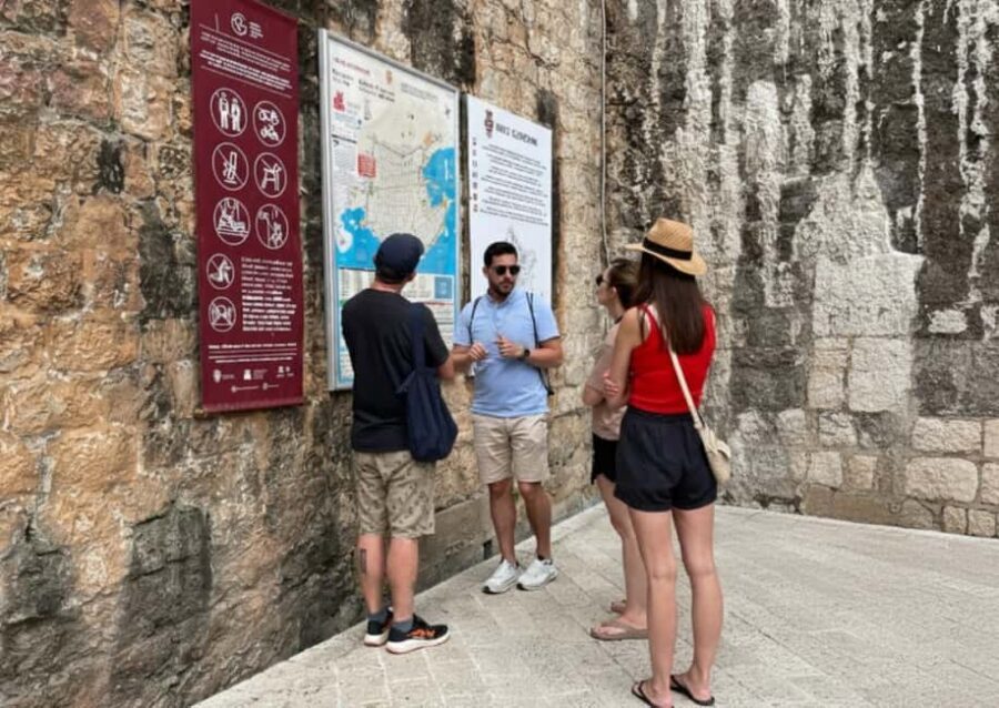 Dubrovnik: Small-Group Guided Old Town History Walking Tour - Key things I’d pay attention to