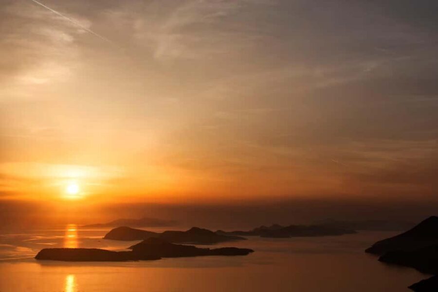 Dubrovnik: Sunset Catamaran Cruise with Sparkling Wine - Dubrovnik Old Town Harbor to the Open Sea: What the Start Feels Like