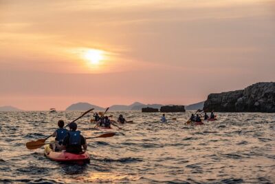 Dubrovnik: Sunset Kayak & Snorkel Tour with Wine & Water - Where you meet and how you’ll finish close to Stradun