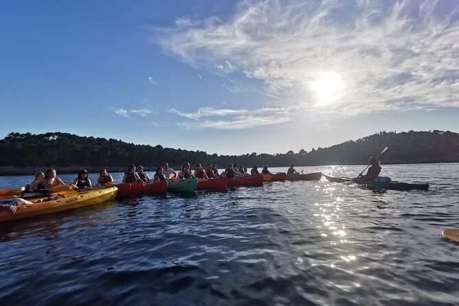 Dubrovnik: Sunset Kayak & Snorkel Tour with Wine & Water - What you get included (and why it matters on the water)