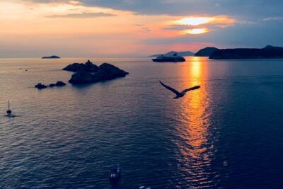 Dubrovnik Sunset Private Speed Boat Tour - Getting to the boat: what’s included and what isn’t