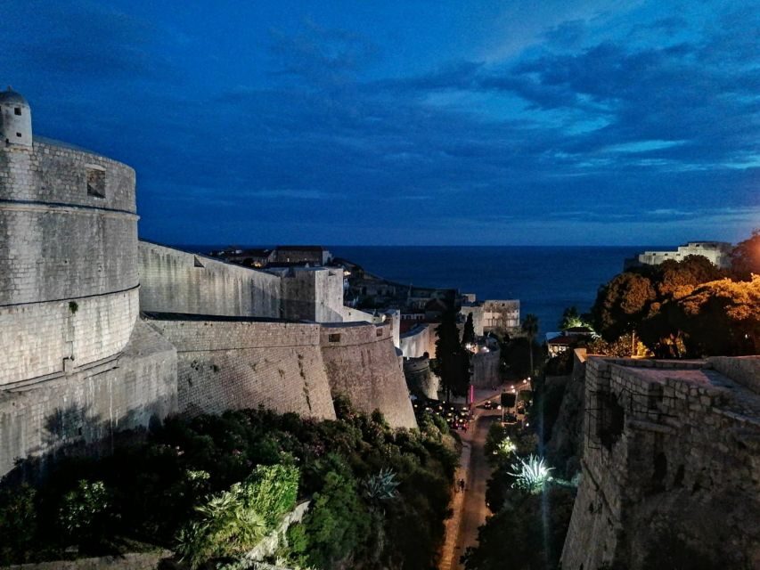 Dubrovnik Sunset Tour with Scenic Views and Local Wine - The sunset stop: the hidden-feeling moment over the Elaphiti Islands