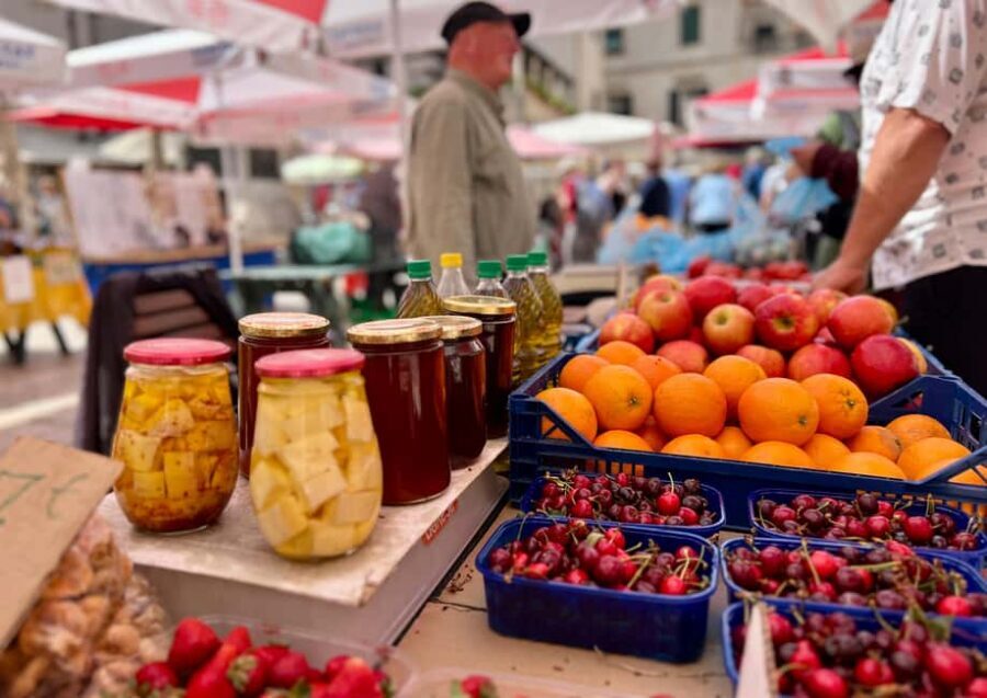 Dubrovnik: Taste Burek & 10+ Local Delicacies - What you’ll actually eat in Dubrovnik’s Old Town