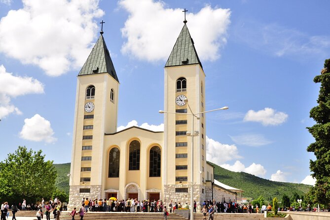 Dubrovnik to Medjugorje & Kravice - Day Trip with Luxury Vehicle - Kravice Falls in 1 Hour: Tufa Cascade Views and Practical Timing