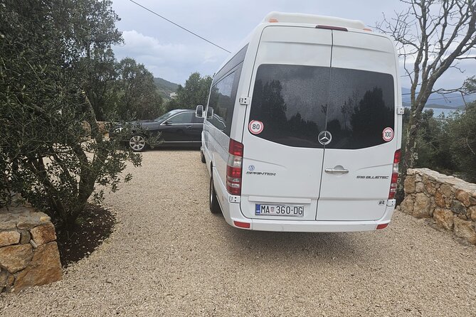 Dubrovnik to Split luxury transfer with 5course LUNCH INCLUDED - Split arrival: UNESCO walls, fortress vibes, and easy drop-off