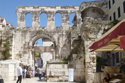 Dubrovnik to Split Private Tour with Transfer - Price and Value for Up to 4 People