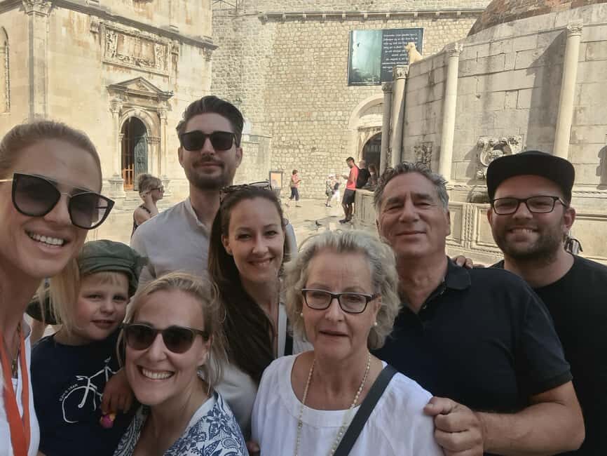 Dubrovnik:City Walls & Old Town 2 in 1 Walking Tour - Onofrio’s Fountain and Orlando’s Column: the details you can’t appreciate solo
