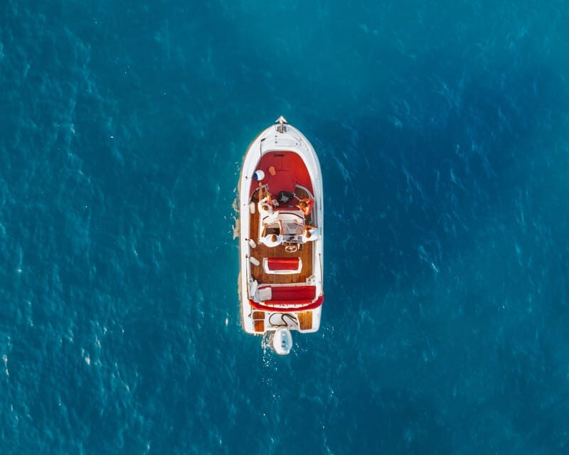 Dubrovnik:Elaphiti Islands and caves Private Speedboat Tour - Beach Sunj and Sjekirica: where you actually lie in the sun